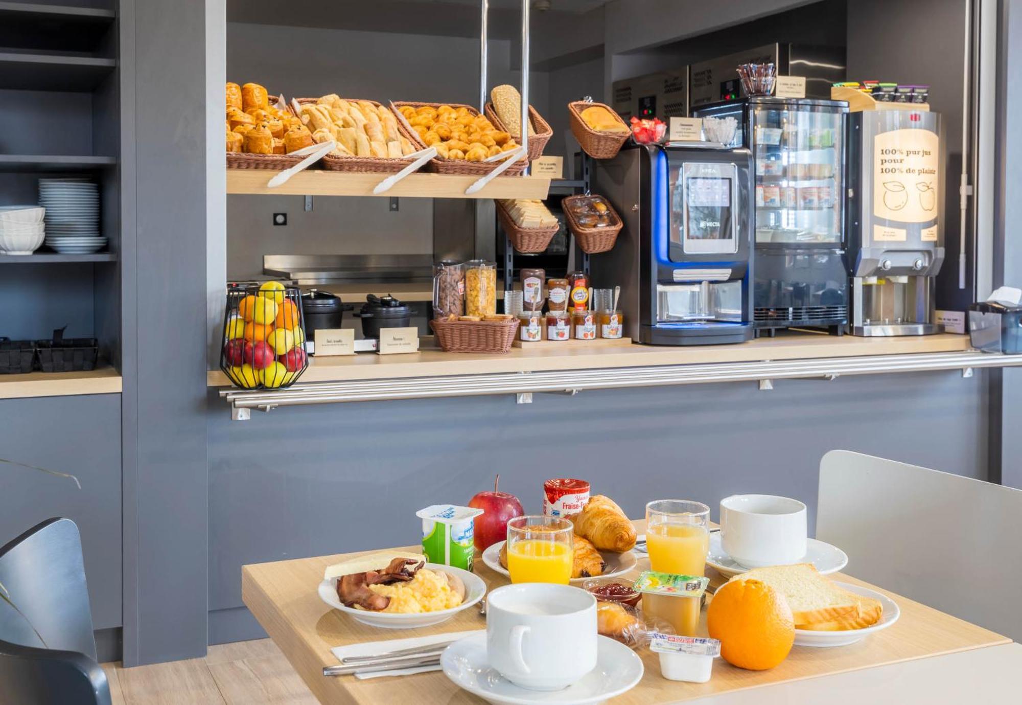 B&B Hotel Auxerre Monéteau Екстериор снимка