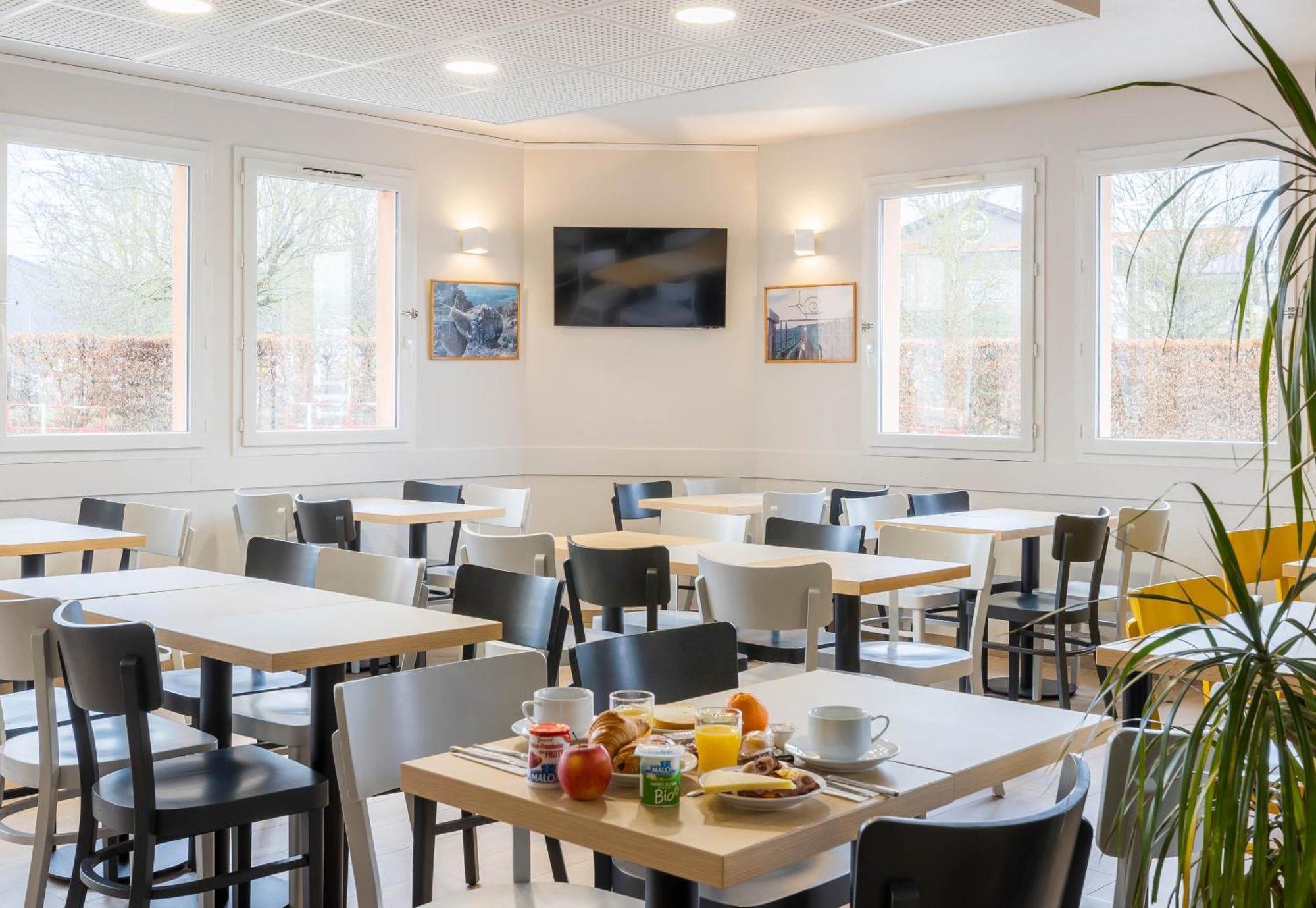 B&B Hotel Auxerre Monéteau Екстериор снимка