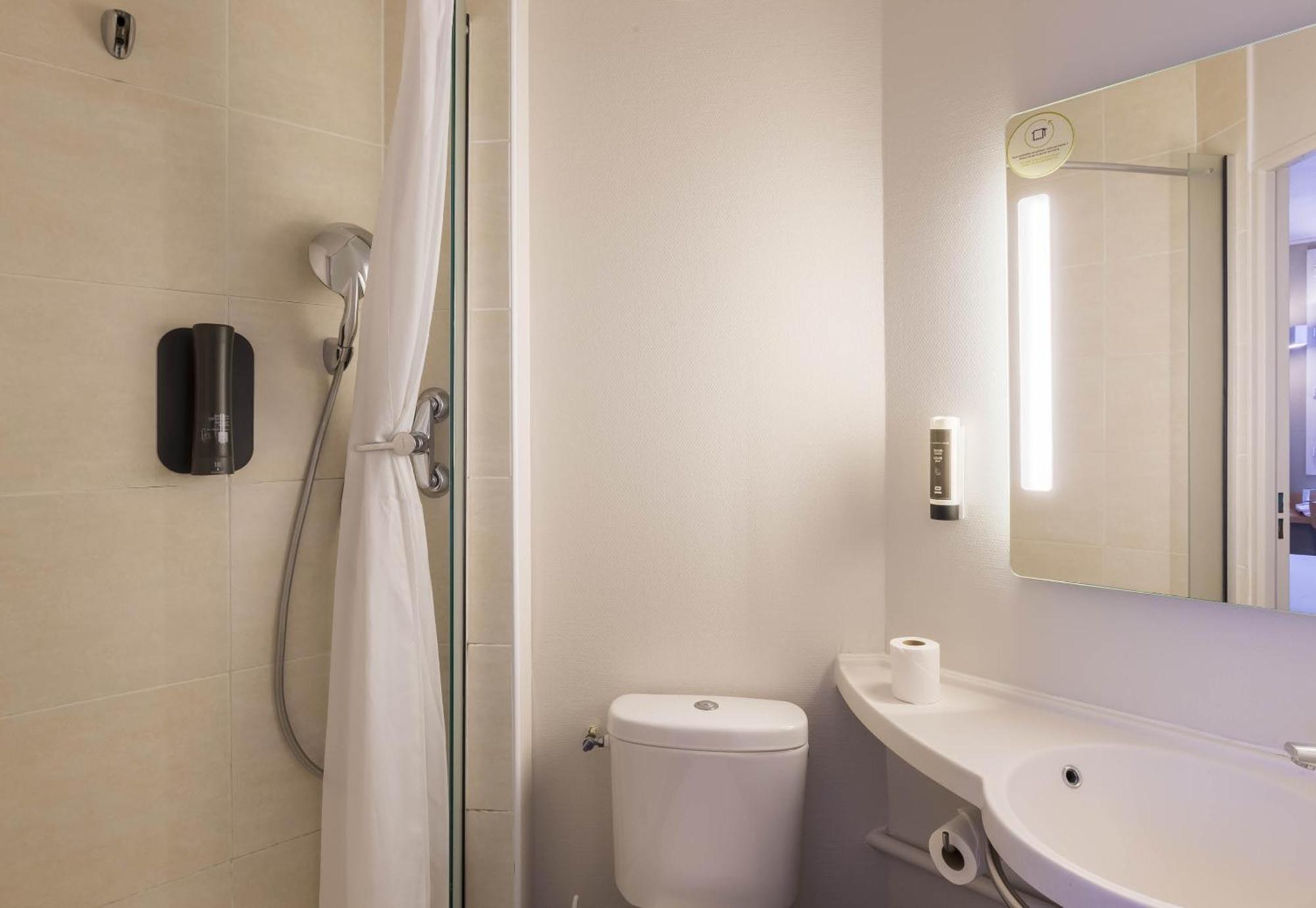 B&B Hotel Auxerre Monéteau Екстериор снимка